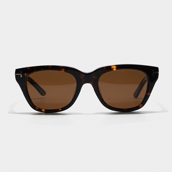 Kính mắt Tomford màu đồi mồi